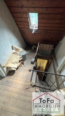 Treppenhaus ToFa: sensationelle, helle Maisonettewohnung mit Gartenanteil, 2 Terrassen und Balkon