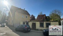 Au�enansicht Mitte ToFa: ger�umiges Wohnhaus mit viel Nutzfl�che im Garten und zus�tzlich Platz f�r einen Neubau