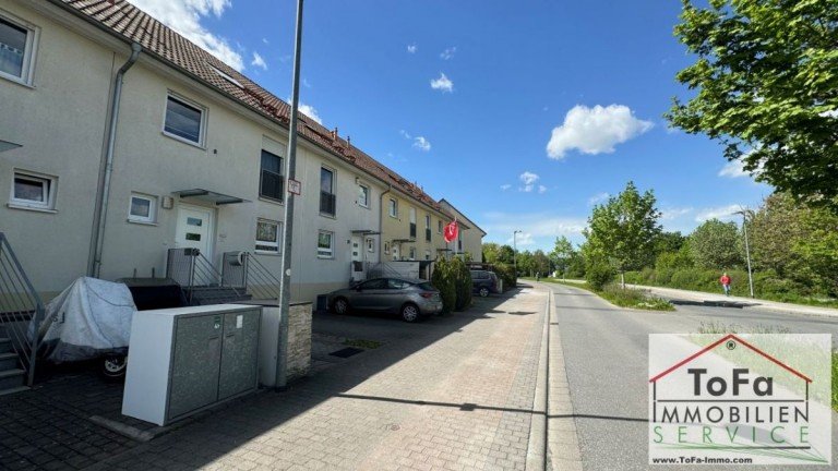 4 Weisenau Reihenhaus ToFa: top gepflegtes, unterkellertes RMH in gefragter H�henlage von Weisenau mit EBK und Stellplatz