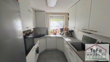 K�che mit Einbauk�che ToFa: ger�umiges Wohnhaus mit viel Nutzfl�che im Garten und zus�tzlich Platz f�r einen Neubau