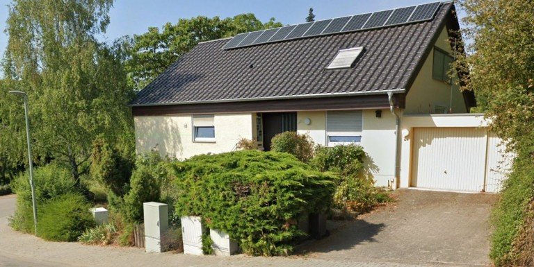 Blick von oben Zornheim Mehrfamilienhaus ToFa: viel Platz und gegen�ber vom Feldrand