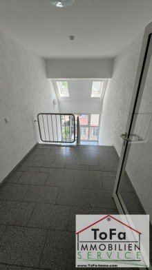 Treppenhaus OG ToFa: nette, FREIE DG Maisonette Wohnung mit Dachterrasse und Blick �ber Mainz