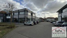 Au�en1 ToFa: top Ladenfl�che mit mega Schaufensterfront und Parkpl�tzen vor der T�re