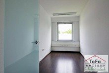 FritzundSohn 050 DinA4 ToFa: heller und top geschnittene B�roetage in sehr guter Lage N�he Volkspark