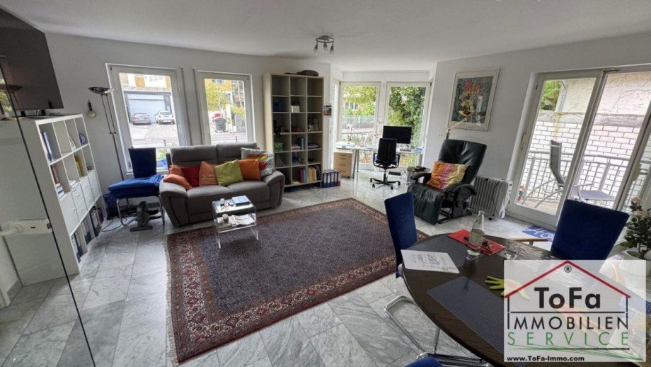 helles Wohn Esszimmer Maisonettewohnung Mainz