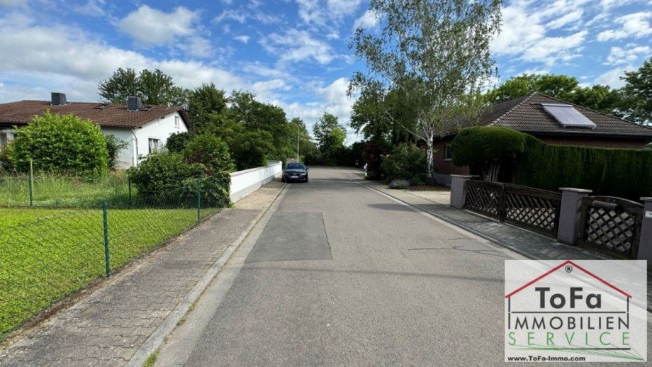 Grundst�ck re Wohngrundst�ck Guntersblum