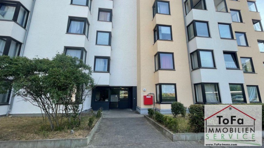 Eingang Etagenwohnung Gonsenheim