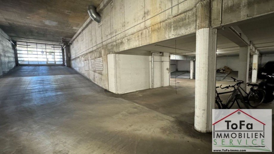 Zufahrt Dachgeschosswohnung Mainz