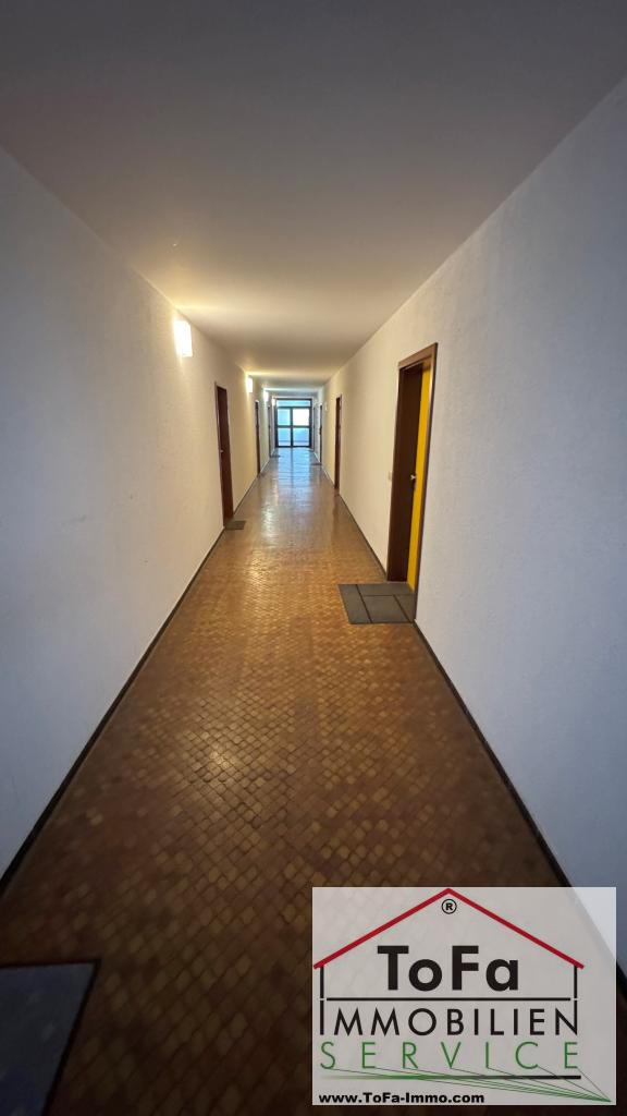 Flur vor der Wohnung Etagenwohnung Mainz