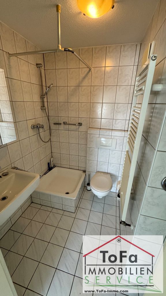 Duschbad Dachgeschosswohnung Mainz