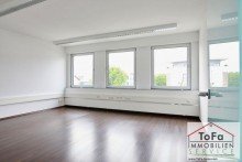 FritzundSohn 052 DinA4 ToFa: heller und top geschnittene B�roetage in sehr guter Lage N�he Volkspark