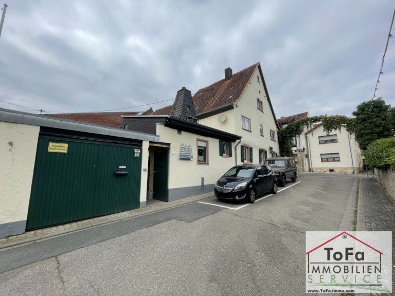 IMG 9837 Gau-Bischofsheim Haus ausbaubare Wohlf�hloase im seltenen Kulturdenkmal