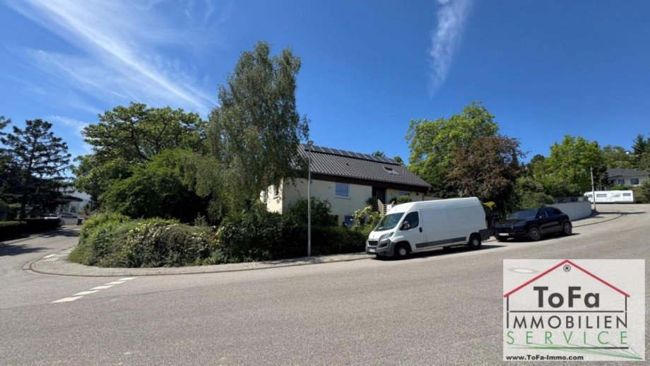Haus von der Mitte aus Mehrfamilienhaus Zornheim