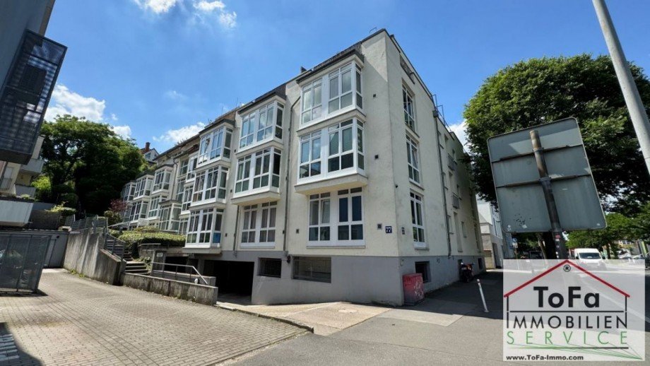 Objekt links Dachgeschosswohnung Mainz