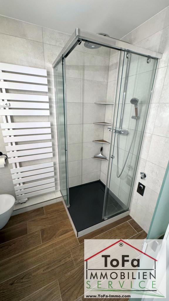 Bad unten re Etagenwohnung Mainz
