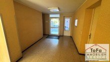 Eingangsbereich ToFa: frisch sanierte Balkonwohnung in toller Lage gegen�ber vom Rewe/Stra�enbahn