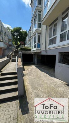 Zugang ToFa: nette, FREIE DG Maisonette Wohnung mit Dachterrasse und Blick �ber Mainz